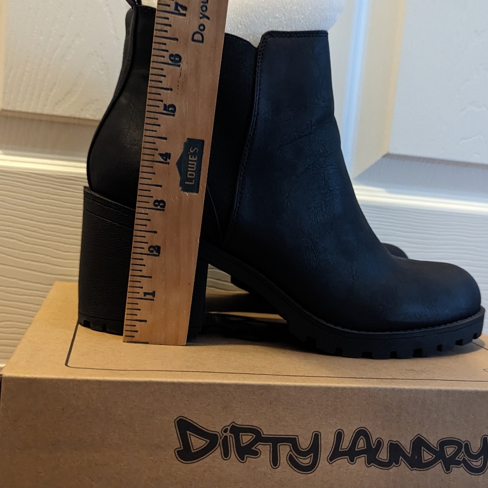 Chinese Laundry | Lisbon Lug Sole Booties | Black | Ankle Height | Size 10 - Picture 3 of 8